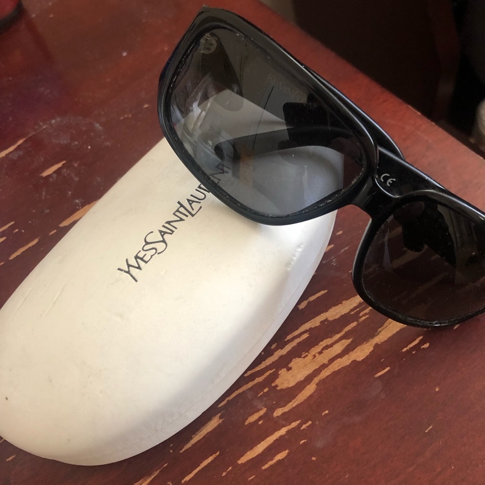 Sun glasses
